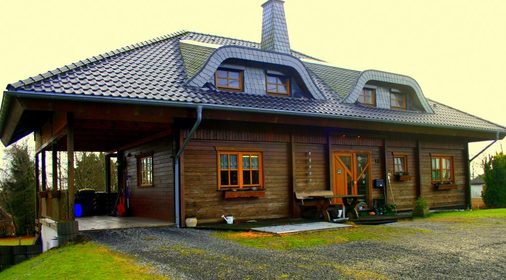 Ferien Bei Freunden Im Holzhaus Apartment Monschau Ruang foto